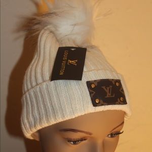 Cream beanie Pom Pom hat